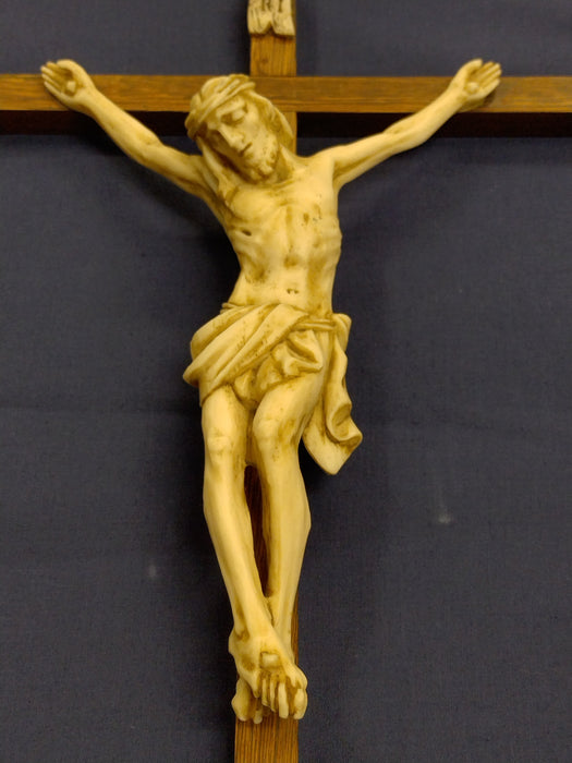 Crucifix Italy 10941